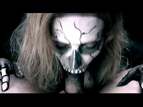 ❤️ Demon famke sûgje hoanne mei har swarte mûle en slikken cum. ❤❌ Porno vk op fy.28films.ru ❌